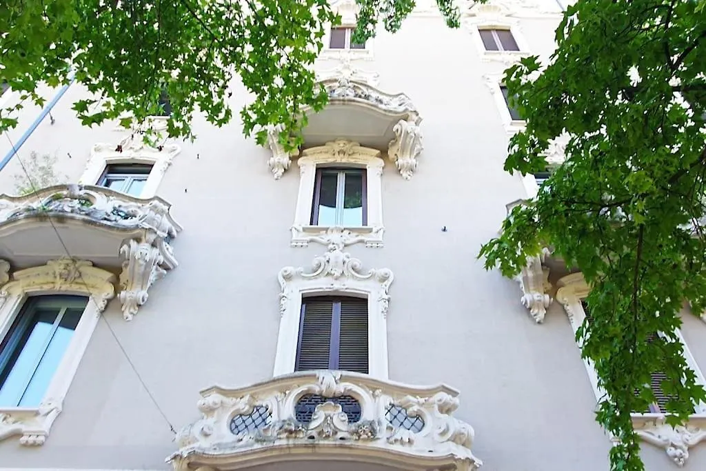 Isola-Garibaldi *Natura Chic* Elegante Borsieri Milano Italia